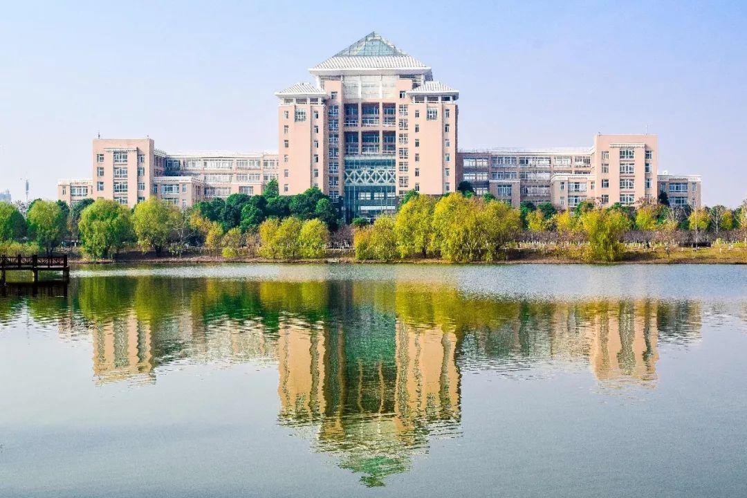 武汉科技大学本科助学班的主页
